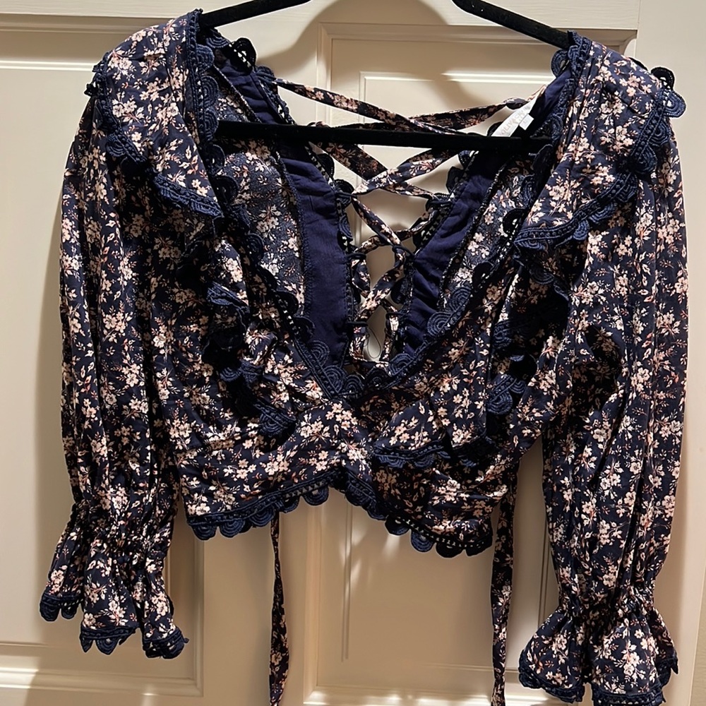 Olivaceous crop blue/ blush blouse